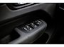 Volvo XC60 2.0 T6 Plug-in Hybrid AWD Ultra Dark | Trekhaak | Luchtvering | 360 Graden Camera | Panoramadak | Head-up Display | Harman Kardon Audio | Keyless Entry | Elektrische Achterklep | Elektrisch Verstelbare Voorstoelen | Stoelverwarming voor en achter | Cruise Control Adaptief | BLIS | Google Navigatie | Apple Carplay | Android Auto