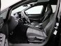 Volkswagen Golf 1.5 eHybrid GTE 272 PK| Origineel Nederlands | 1e Eigenaar | Panoramadak | Trekhaak | 360 Camera | 18 Inch Velgen | Stoelverwarming | Stuurwielverwarming | Navigatie