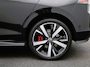 Volkswagen Golf 1.5 eHybrid GTE 272 PK| Origineel Nederlands | 1e Eigenaar | Panoramadak | Trekhaak | 360 Camera | 18 Inch Velgen | Stoelverwarming | Stuurwielverwarming | Navigatie