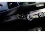 Honda Jazz 1.5 i-MMD 109pk Hybrid CVT Crosstar Automaat | Bi-Tone Surf Blue | Volledig onderhouden | Navigatie | PDC v/a | Camera | Carplay / Android