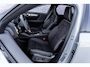 Volvo EX40 P5 Long Range Ultra Black Edition Europa 82 kWh | Google | Adaptieve Cruise Control | 360 Camera | DAB | Keyless | Getint Glas | Stoel-/Stuurverwarming | Warmtepomp | Harman Kardon Audio | Dodehoekdetectie | Elek. Achterklep | LED Koplampen | 20 inch Lichtmetalen Velgen
