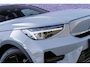 Volvo EX40 P5 Long Range Ultra Black Edition Europa 82 kWh | Google | Adaptieve Cruise Control | 360 Camera | DAB | Keyless | Getint Glas | Stoel-/Stuurverwarming | Warmtepomp | Harman Kardon Audio | Dodehoekdetectie | Elek. Achterklep | LED Koplampen | 20 inch Lichtmetalen Velgen
