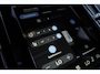 Volvo EX40 P5 Long Range Ultra Black Edition Europa 82 kWh | Google | Adaptieve Cruise Control | 360 Camera | DAB | Keyless | Getint Glas | Stoel-/Stuurverwarming | Warmtepomp | Harman Kardon Audio | Dodehoekdetectie | Elek. Achterklep | LED Koplampen | 20 inch Lichtmetalen Velgen