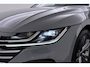 Volkswagen Arteon Shooting Brake 1.4 TSI eHybrid Elegance Business+ R-Line | Uitklap Trekhaak | Stoelverwarming V+A | Virtual |
