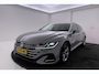 Volkswagen Arteon Shooting Brake 1.4 TSI eHybrid Elegance Business+ R-Line | Uitklap Trekhaak | Stoelverwarming V+A | Virtual |