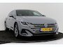 Volkswagen Arteon Shooting Brake 1.4 TSI eHybrid Elegance Business+ R-Line | Uitklap Trekhaak | Stoelverwarming V+A | Virtual |
