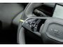 Lynk & Co 02 More 66 kWh | Klimaat warmtepomp | 445 km elektrisch bereik | Adaptive Cruise Control | Panoramadak | Harman Kardon Premium Audio Systeem | 360 graden camera | Dodehoekdetectie | Stoel/Stuurverwarming | Apple CarPlay/Android Auto | 20"LM-velgen | Elektrisch bedienbare voorstoelen met geheugenfunctie | Elektrisch bedienbare achterklep |