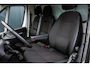Opel Movano 2.2 D | 3-Zits | Bakwagen met Laadklep en zijdeur | LED | Carplay | Cruise | Climatronic