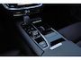 Volvo V60 T6 Recharge AWD Plus Dark - IntelliSafe Assist & Surround - 360º Camera - Harman Kardon audio - Adaptieve LED koplampen - Verwarmde voorstoelen, stuur & achterbank - Parkeersensoren voor & achter - Elektr. bedienb. voorstoelen met geheugen - Extra getint glas - 19' LMV