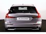 Volvo V60 T6 Recharge AWD Plus Dark - IntelliSafe Assist & Surround - 360º Camera - Harman Kardon audio - Adaptieve LED koplampen - Verwarmde voorstoelen, stuur & achterbank - Parkeersensoren voor & achter - Elektr. bedienb. voorstoelen met geheugen - Extra getint glas - 19' LMV