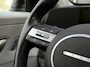 Hyundai Kona Electric Premium Sky 65.4 kWh | SOH 98% | Schuif-Kanteldak | Wit Lederen Bekleding | Stoelventilatie | Stoel & Stuurverwarming | 360 Camera | Parkeersensoren Voor & Achter