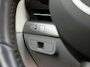 Hyundai Kona Electric Premium Sky 65.4 kWh | SOH 98% | Schuif-Kanteldak | Wit Lederen Bekleding | Stoelventilatie | Stoel & Stuurverwarming | 360 Camera | Parkeersensoren Voor & Achter