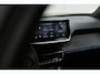 Peugeot e-2008 EV GT 54 kWh | 11 KW Lader | Warmtepomp | Camera | Alcantara Pakket | Stoelmassage