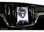 Volvo V60 2.0 T6 Recharge AWD Inscription | Adaptieve Cruise | Massage | Stoelventilatie | SOH 96% | Panoramadak | 360 Camera | Trekhaak | Harman Kardon | Gelaagd Glas | HUD | Verwarmbare Voorstoelen & Stuurwiel | BLISS