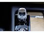 Volvo XC90 T8 Recharge AWD Inscription | Plug-in Hybrid (PHEV) | Trekhaak | Panoramadak | Cruise Control Adaptief | BLIS | Elektrisch Verstelbare Voorstoelen | Navigatie | Apple Carplay | Android Auto | Lederen Bekleding | Stoelverwarming | Keyless Entry | Elektrische Achterklep | 91% SOH