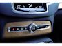 Volvo XC90 T8 Recharge AWD Inscription | Plug-in Hybrid (PHEV) | Trekhaak | Panoramadak | Cruise Control Adaptief | BLIS | Elektrisch Verstelbare Voorstoelen | Navigatie | Apple Carplay | Android Auto | Lederen Bekleding | Stoelverwarming | Keyless Entry | Elektrische Achterklep | 91% SOH