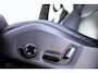 Volvo XC90 T8 Recharge AWD Inscription | Plug-in Hybrid (PHEV) | Trekhaak | Panoramadak | Cruise Control Adaptief | BLIS | Elektrisch Verstelbare Voorstoelen | Navigatie | Apple Carplay | Android Auto | Lederen Bekleding | Stoelverwarming | Keyless Entry | Elektrische Achterklep | 91% SOH