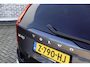 Volvo XC90 T8 Recharge AWD Inscription | Plug-in Hybrid (PHEV) | Trekhaak | Panoramadak | Cruise Control Adaptief | BLIS | Elektrisch Verstelbare Voorstoelen | Navigatie | Apple Carplay | Android Auto | Lederen Bekleding | Stoelverwarming | Keyless Entry | Elektrische Achterklep | 91% SOH