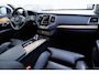 Volvo XC90 T8 Recharge AWD Inscription | Plug-in Hybrid (PHEV) | Trekhaak | Panoramadak | Cruise Control Adaptief | BLIS | Elektrisch Verstelbare Voorstoelen | Navigatie | Apple Carplay | Android Auto | Lederen Bekleding | Stoelverwarming | Keyless Entry | Elektrische Achterklep | 91% SOH