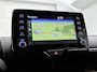 Toyota Yaris 1.5 Hybrid Business Plus | Blauw Gewrapt | Head-Up Display | Dodehoek detectie | Parkeersensoren voor+achter | Navigatie | Climate Control | Draadloze telefoonlader | Achteruitrijcamera |