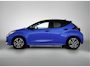 Toyota Yaris 1.5 Hybrid Business Plus | Blauw Gewrapt | Head-Up Display | Dodehoek detectie | Parkeersensoren voor+achter | Navigatie | Climate Control | Draadloze telefoonlader | Achteruitrijcamera |
