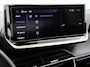 Peugeot 2008 SUV GT Hybrid 145pk Automaat | Navigatie via draadloze Apple Carplay / Android Auto | Achteruitrijcamera | Climate Control | Cruise Control | Full Led koplampen | Parkeersensoren v+a | Keyless | Armsteun | Digitaal instrumentenpaneel | Sfeerverlichting | DAB+ radio | Afwijkende dakkleur | Donker getint glas | 17" lichtmetalen velgen |