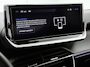 Peugeot 2008 SUV GT Hybrid 145pk Automaat | Navigatie via draadloze Apple Carplay / Android Auto | Achteruitrijcamera | Climate Control | Cruise Control | Full Led koplampen | Parkeersensoren v+a | Keyless | Armsteun | Digitaal instrumentenpaneel | Sfeerverlichting | DAB+ radio | Afwijkende dakkleur | Donker getint glas | 17" lichtmetalen velgen |