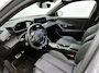 Peugeot 2008 SUV GT Hybrid 145pk Automaat | Navigatie via draadloze Apple Carplay / Android Auto | Achteruitrijcamera | Climate Control | Cruise Control | Full Led koplampen | Parkeersensoren v+a | Keyless | Armsteun | Digitaal instrumentenpaneel | Sfeerverlichting | DAB+ radio | Afwijkende dakkleur | Donker getint glas | 17" lichtmetalen velgen |