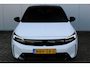 Opel Corsa 1.2-100pk Turbo Sport. In nieuwstaat verkerende luxe Opel Corsa ! Autm. airco, cruise cntrl, lane assist, panoramadak, verwarmde stoelen, LM wielen, camera, parkeersensoren v+a, navigatie by Apple Carplay/Android auto, full LED verl. etc.
