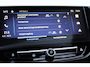 Opel Corsa 1.2-100pk Turbo Sport. In nieuwstaat verkerende luxe Opel Corsa ! Autm. airco, cruise cntrl, lane assist, panoramadak, verwarmde stoelen, LM wielen, camera, parkeersensoren v+a, navigatie by Apple Carplay/Android auto, full LED verl. etc.
