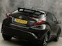 Toyota C-HR / C-HR+ 1.8 Hybrid Bi-Tone Dynamic Automaat (NAVIGATIE, CAMERA, STOELVERWARMING, SPORTSTOELEN, GETINT GLAS, ADAPTIVE CRUISE, ZWART HEMEL, KEYLESS, NIEUWSTAAT)