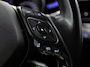 Toyota C-HR / C-HR+ 1.8 Hybrid Bi-Tone Dynamic Automaat (NAVIGATIE, CAMERA, STOELVERWARMING, SPORTSTOELEN, GETINT GLAS, ADAPTIVE CRUISE, ZWART HEMEL, KEYLESS, NIEUWSTAAT)