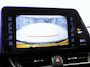 Toyota C-HR / C-HR+ 1.8 Hybrid Bi-Tone Dynamic Automaat (NAVIGATIE, CAMERA, STOELVERWARMING, SPORTSTOELEN, GETINT GLAS, ADAPTIVE CRUISE, ZWART HEMEL, KEYLESS, NIEUWSTAAT)