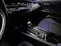 Toyota C-HR / C-HR+ 1.8 Hybrid Bi-Tone Dynamic Automaat (NAVIGATIE, CAMERA, STOELVERWARMING, SPORTSTOELEN, GETINT GLAS, ADAPTIVE CRUISE, ZWART HEMEL, KEYLESS, NIEUWSTAAT)