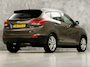 Hyundai ix35 2.0i i-Catcher 164Pk Automaat (PANORAMADAK, NAVIGATIE, CAMERA, LEDER, STOELVERWARMING ACHTER, SPORTSTOELEN, GETINT GLAS, CRUISE, NIEUWSTAAT)