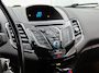 Ford Fiesta 1.0 EcoBoost Titanium Voorzien van Handgas en Bedrijfsrem