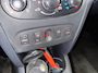 Dacia Sandero Stepway Lauréate INRUILKOOPJE NL AUTO NAP 74DKM NAVIGATIE CRUISE PDC TREKHAAK + EXTRA SET WINTERWIELEN!!