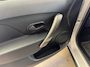 Dacia Sandero Stepway Lauréate INRUILKOOPJE NL AUTO NAP 74DKM NAVIGATIE CRUISE PDC TREKHAAK + EXTRA SET WINTERWIELEN!!