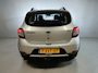 Dacia Sandero Stepway Lauréate INRUILKOOPJE NL AUTO NAP 74DKM NAVIGATIE CRUISE PDC TREKHAAK + EXTRA SET WINTERWIELEN!!