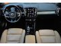 Volvo XC40 T5 Hybride Inscription | Panoramadak | Camera | Trekhaak | Stoel + Stuur Verwarmd | Standkachel | VOC | Leer |