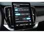 Volvo XC40 T5 Hybride Inscription | Panoramadak | Camera | Trekhaak | Stoel + Stuur Verwarmd | Standkachel | VOC | Leer |