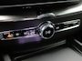 Volvo XC60 2.0 T6 Plug-in hybrid AWD Plus Black Edition 335PK Panoramadak, Trekhaak, 21" LM Velgen, Head-Up Display, 360gr. Camera, Elektr. Achterklep, Stoel-Stuurverwarming