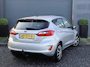 Ford Fiesta 1.1 Trend ✓D-riem vv in 06-2025✓Net beurt gehad✓Carplay✓Navi✓Trekhaak✓Clima✓Cruise✓N.A.P✓Apk tot 06-2027