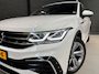 Volkswagen Tiguan 1.5 TSI (150 pk) R-Line automaat - trekhaak - adaptive cruise