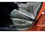 Lexus LBX Cool 2WD Two-Tone