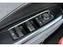 Lexus LBX Cool 2WD Two-Tone
