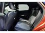 Lexus LBX Cool 2WD Two-Tone
