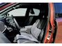Lexus LBX Cool 2WD Two-Tone