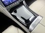 Mercedes-Benz C-klasse Estate 300 e Luxury Line |  Elektrische voorstoelen| Stoelverwarming voor | 360 Camera | Sfeerverlichting | Lederlook bekleding | Navigatie | Smartphone intergratie | Trekhaak | Inclusief 24 maanden Mercedes-Benz Certified garantie voor Europa.