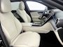 Mercedes-Benz C-klasse Estate 300 e Luxury Line |  Elektrische voorstoelen| Stoelverwarming voor | 360 Camera | Sfeerverlichting | Lederlook bekleding | Navigatie | Smartphone intergratie | Trekhaak | Inclusief 24 maanden Mercedes-Benz Certified garantie voor Europa.